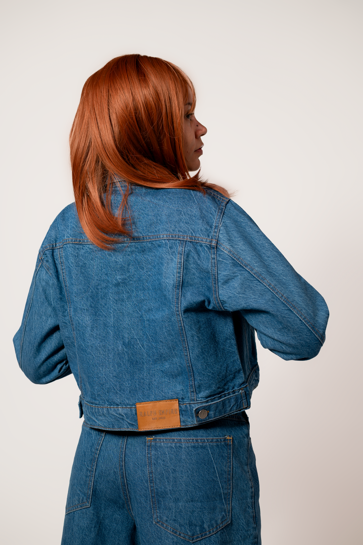 Klassische, kurze Jeansjacke