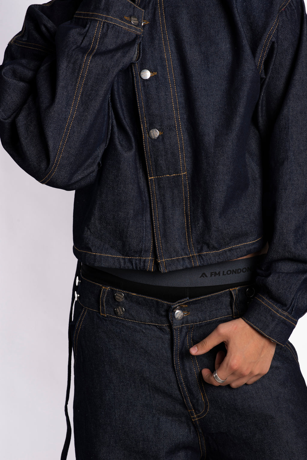 RIGID MOTION — Denim Jacket