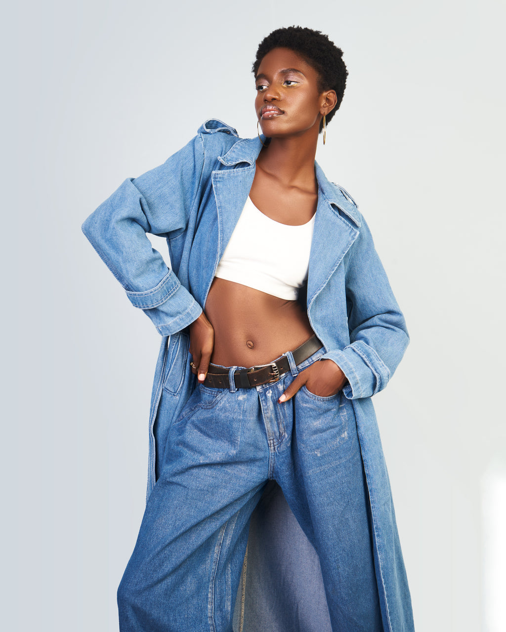 Oversize-Trenchcoat aus Denim 