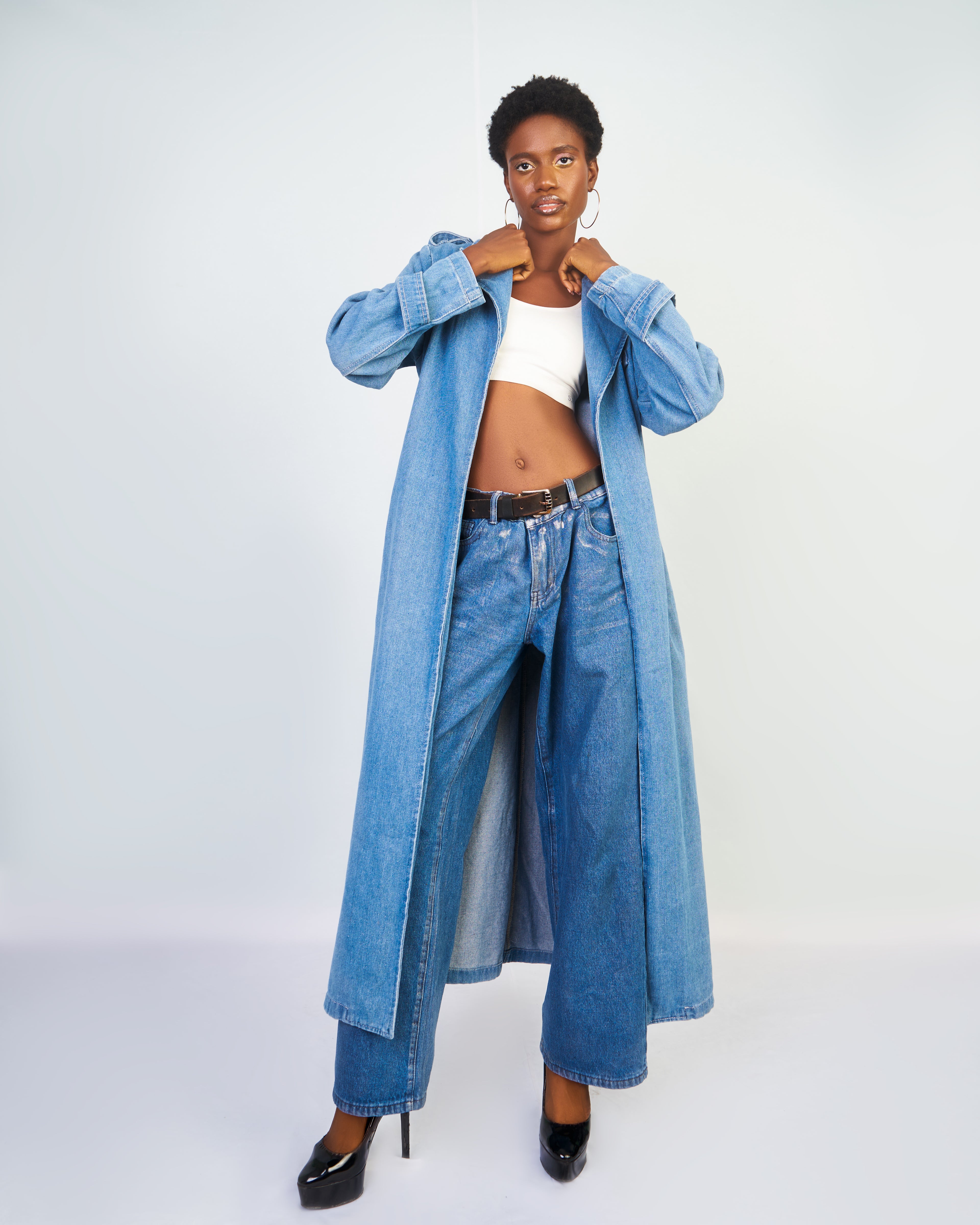 Oversize-Trenchcoat aus Denim 